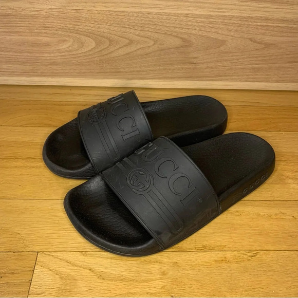 Gucci Logo Rubber Slides - Size 6 - Picture 1 of 10